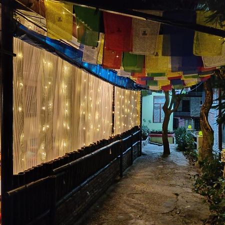 Хостел Moustache Mcleodganj Маклеод-Гандж Екстер'єр фото