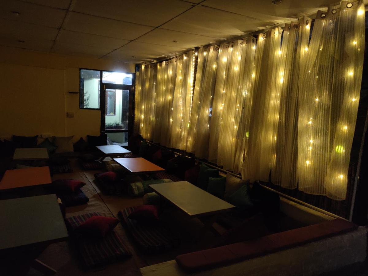 Хостел Moustache Mcleodganj Маклеод-Гандж Екстер'єр фото